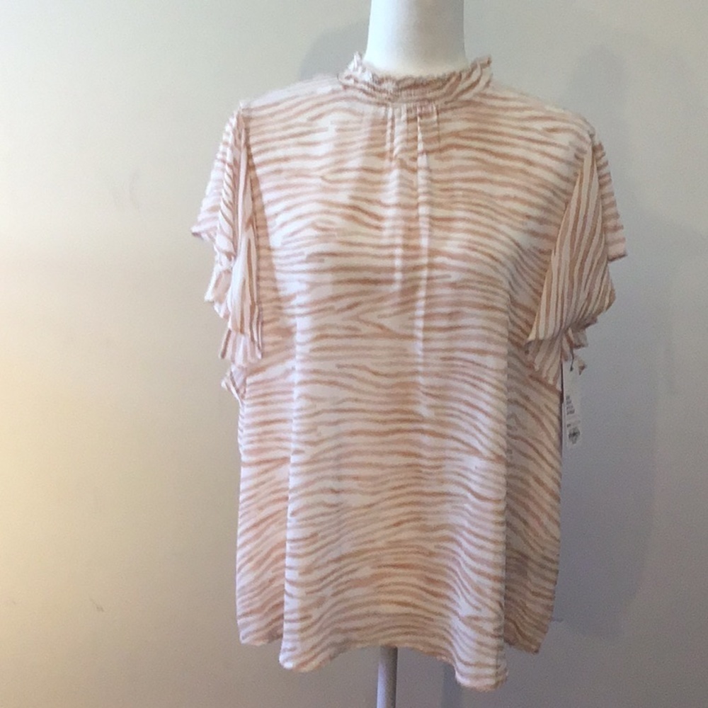 APT.9 Top